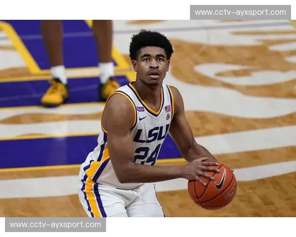 雄鹿客场110-93击败雷霆,卡梅伦·托马斯34分率队取胜 雄鹿客场110-93击败雷霆,卡梅伦·托马斯34分率队取胜